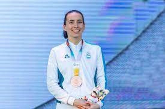Karate y Parakarate: LAURA DÍAZ CANO EN KUMITE Y DIEGO OJEDA EN SILLA DE RUEDAS, GANARON SENDAS MEDALLAS DE PLATA