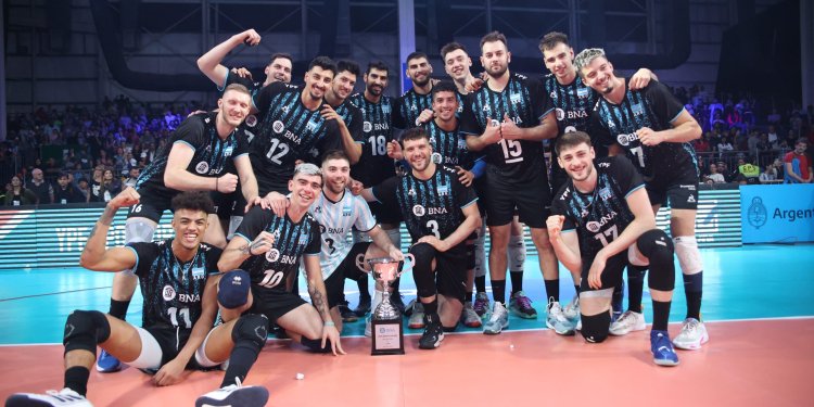 Vóley masculino: ARGENTINA COMENZÓ LA TEMPORADA 2023 CON DOS AMISTOSOS FRENTE A CUBA Y SE PREPARA PARA LA VNL