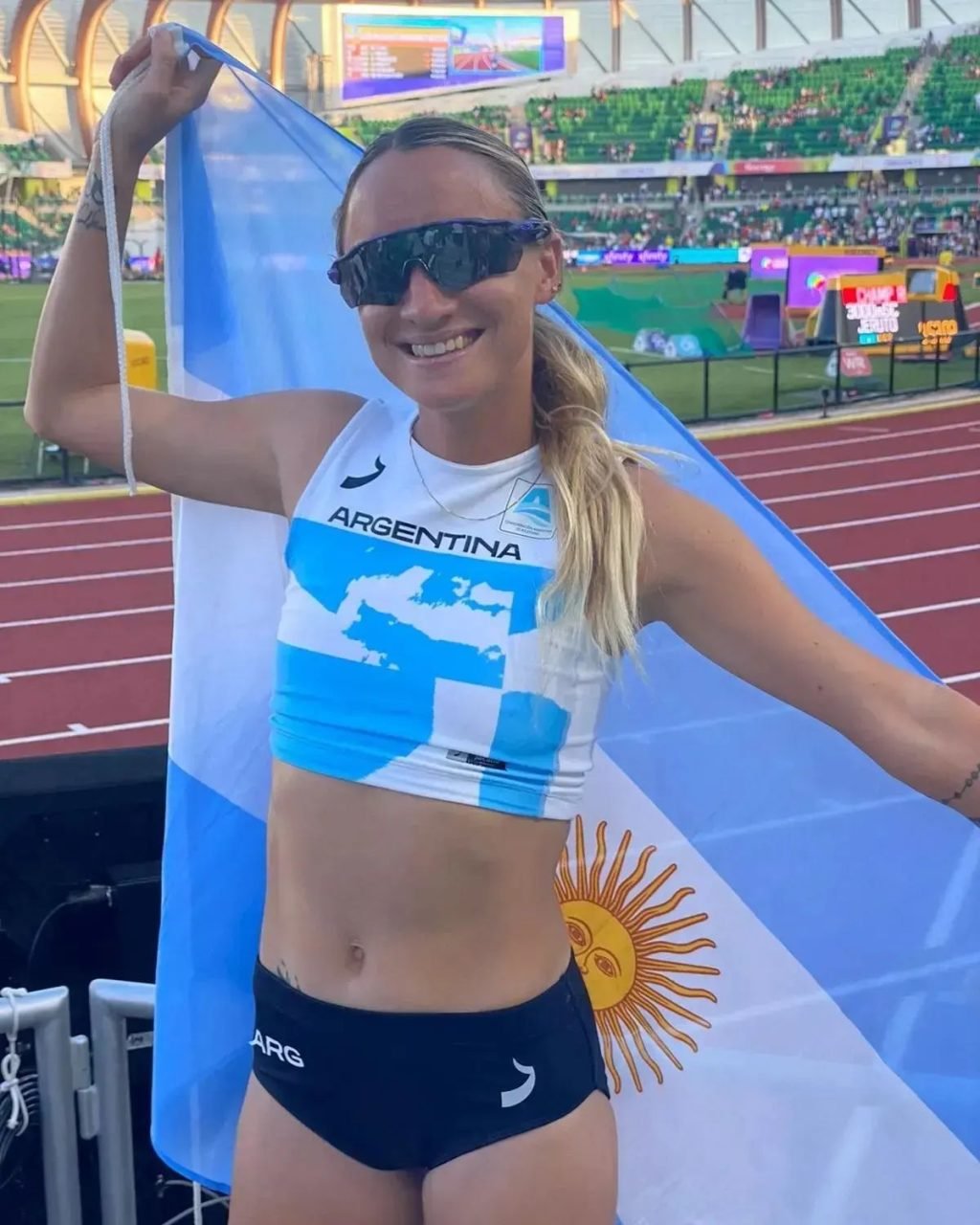 Atletismo: MARIANA BORELLI ES LA NUEVA DUEÑA DEL RECORD NACIONAL DE LOS 1000MTS