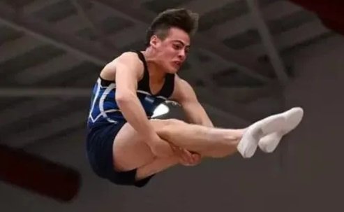 Gimnasia Trampolín: HISTÓRICO TÍTULO PARA SANTIAGO FERRARI EN DOBLE MINITRAMP