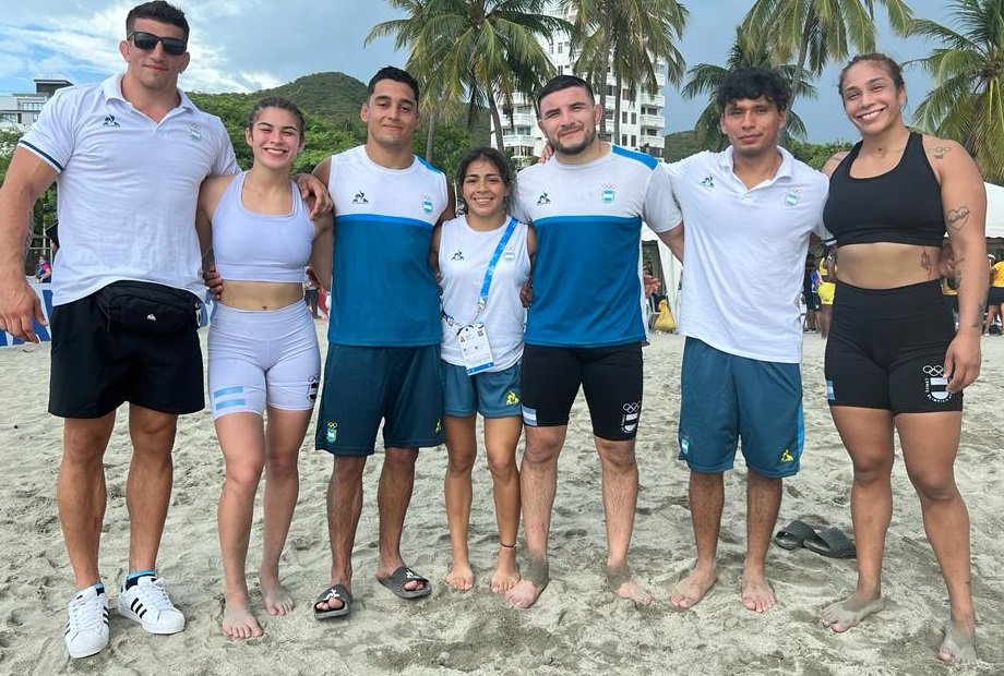Suramericanos de Playa: LUCHA | TRES MEDALLAS PARA LA DELEGACIÓN