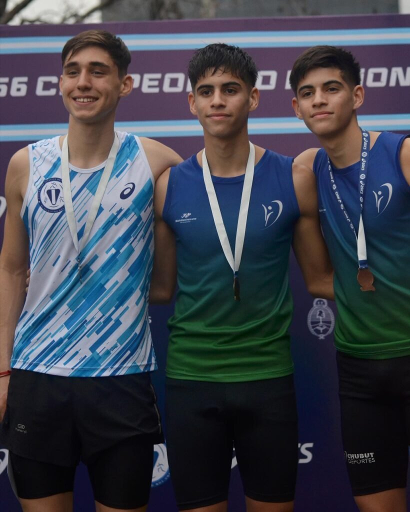 Atletismo: BUEN NIVEL EN EL NACIONAL U18