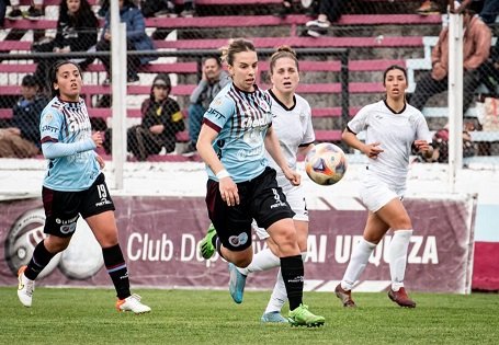 Fútbol femenino: ENCABEZAN LAS POSICIONES UAI URQUIZA EN LA ZONA A Y BOCA JUNIORS Y RACING CLUB EN LA ZONA B
