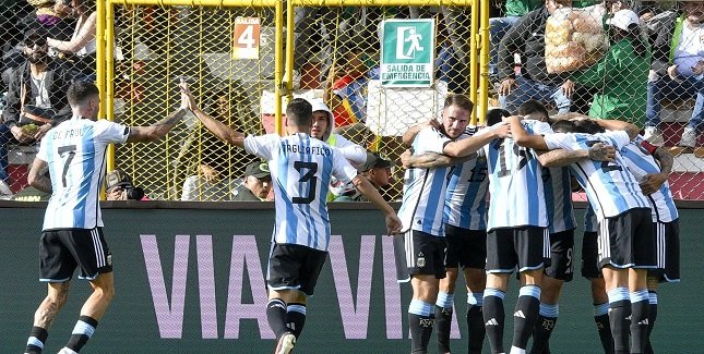Fútbol masculino: ELIMINATORIAS | GRAN TRIUNFO DE LA SELECCIÓN ARGENTINA EN LA ALTURA DE LA PAZ