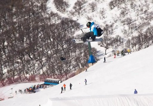 Esquí: EL CERRO CATEDRAL VIBRÓ CON LA COPA SUDAMERICANA DE SLOPESTYLE Y BIG AIR