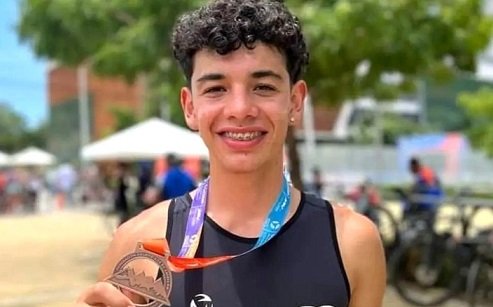 Triatlón: THOMAS CASTAÑEDA MALDONADO LOGRÓ MEDALLA DE BRONCE EN EL PANAMERICANO JUNIOR