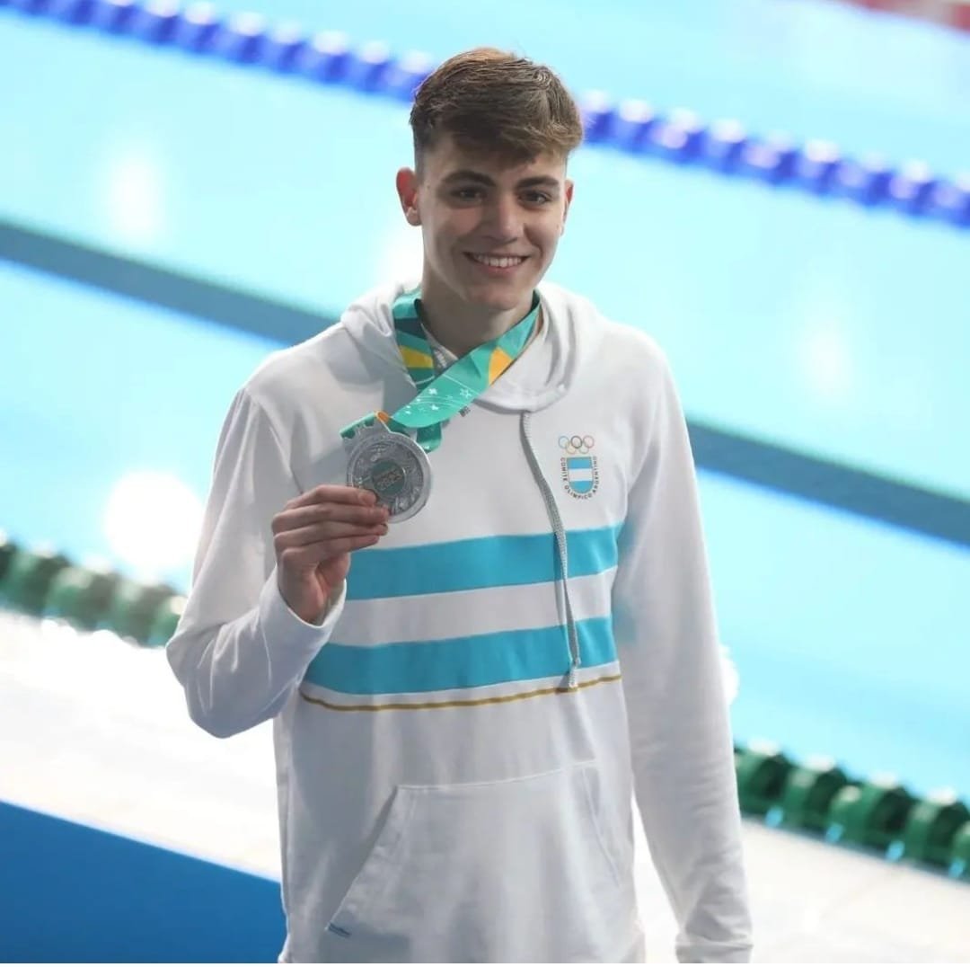JJPP Santiago 2023: NATACIÓN | ULISES SARAVIA LOGRÓ LA MEDALLA DE PLATA EN 100M ESPALDA
