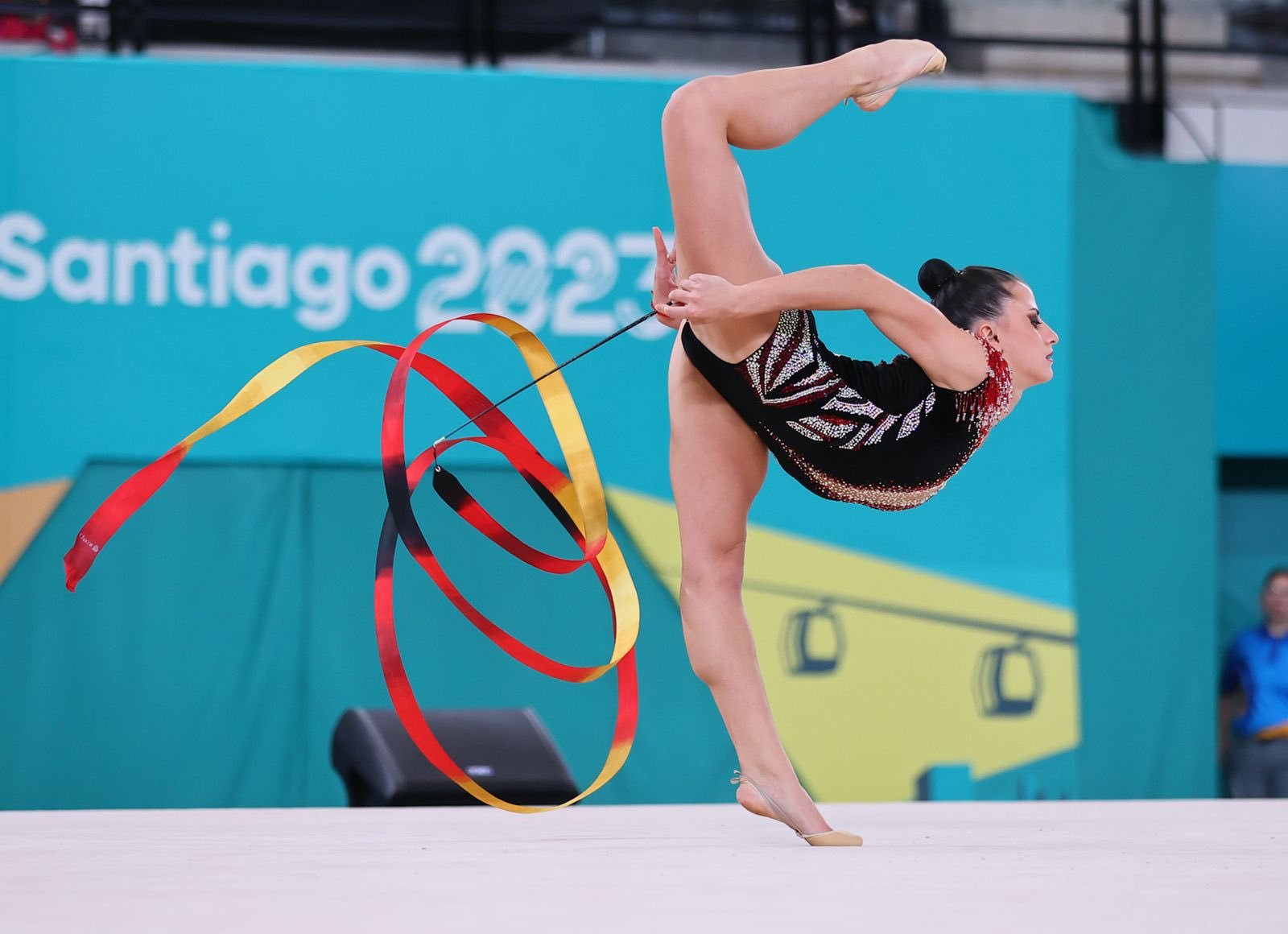 JJPP Santiago 2023: GIMNASIA RÍTMICA | 4° PUESTO PARA CELESTE D’ARCÁNGELO EN LA FINAL DE MAZAS