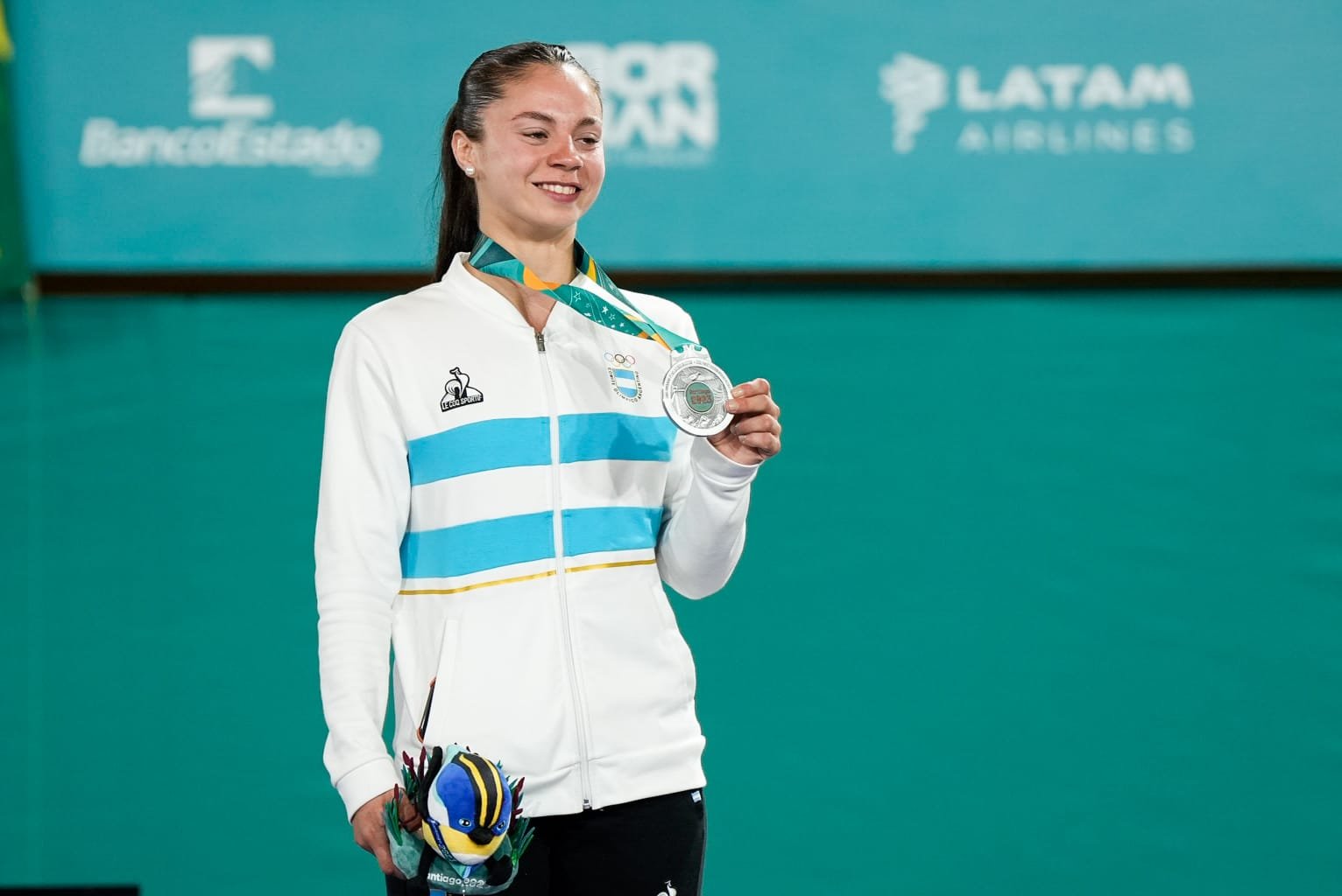 JJPP Santiago 2023: JUDO | CON LA SONRISA DE GÓMEZ EN EL PODIO, ARGENTINA SUMÓ UNA MEDALLA PLATEADA