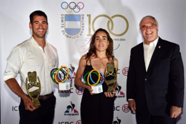 Eventos: AGUSTÍN VERNICE Y BELÉN CASETTA CON LOS PREMIOS CENTENARIO A LOS MEJORES DEPORTISTAS DEL AÑO 2023