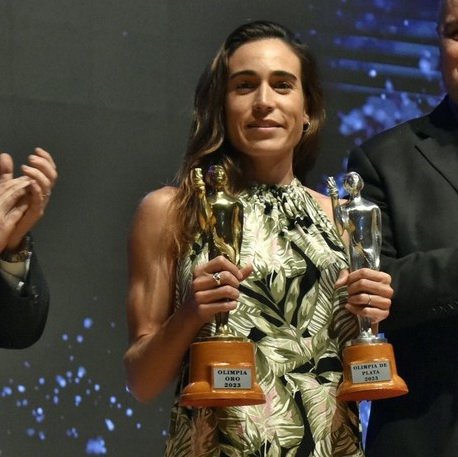 Eventos: LIONEL MESSI Y BELÉN CASETTA FUERON LOS GANADORES DEL PREMIO OLIMPIA DE ORO