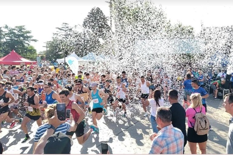 Atletismo: MARIANA BORELLI Y MANUEL CÓRSICO GANARON EL MARATÓN DE BOLÍVAR