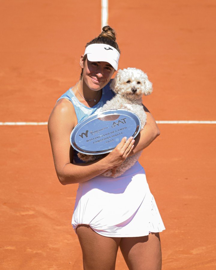 Tenis femenino: SOLANA SIERRA CONTINÚA CON GRANDES ACTUACIONES Y RESULTADOS