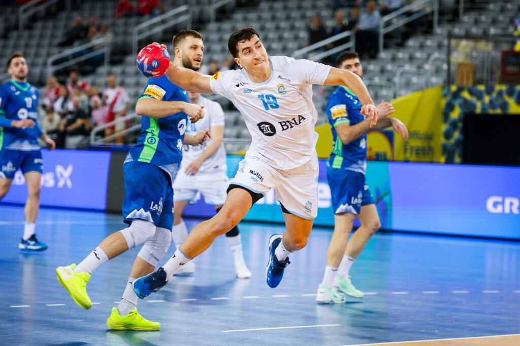 Handball masculino: COPA DEL MUNDO | LOS GLADIADORES CAYERON CON ESLOVENIA EN EL INICIO DE LA SEGUNDA FASE