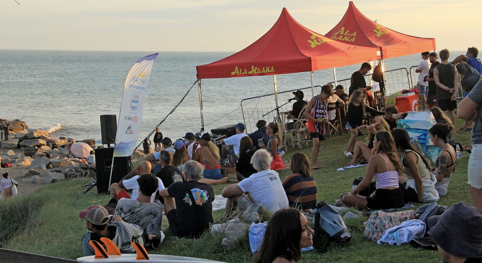 Surf: TORNEO TOP Y TODAS LAS GENERACIONES UNIDAS EN CHAPATRAPA