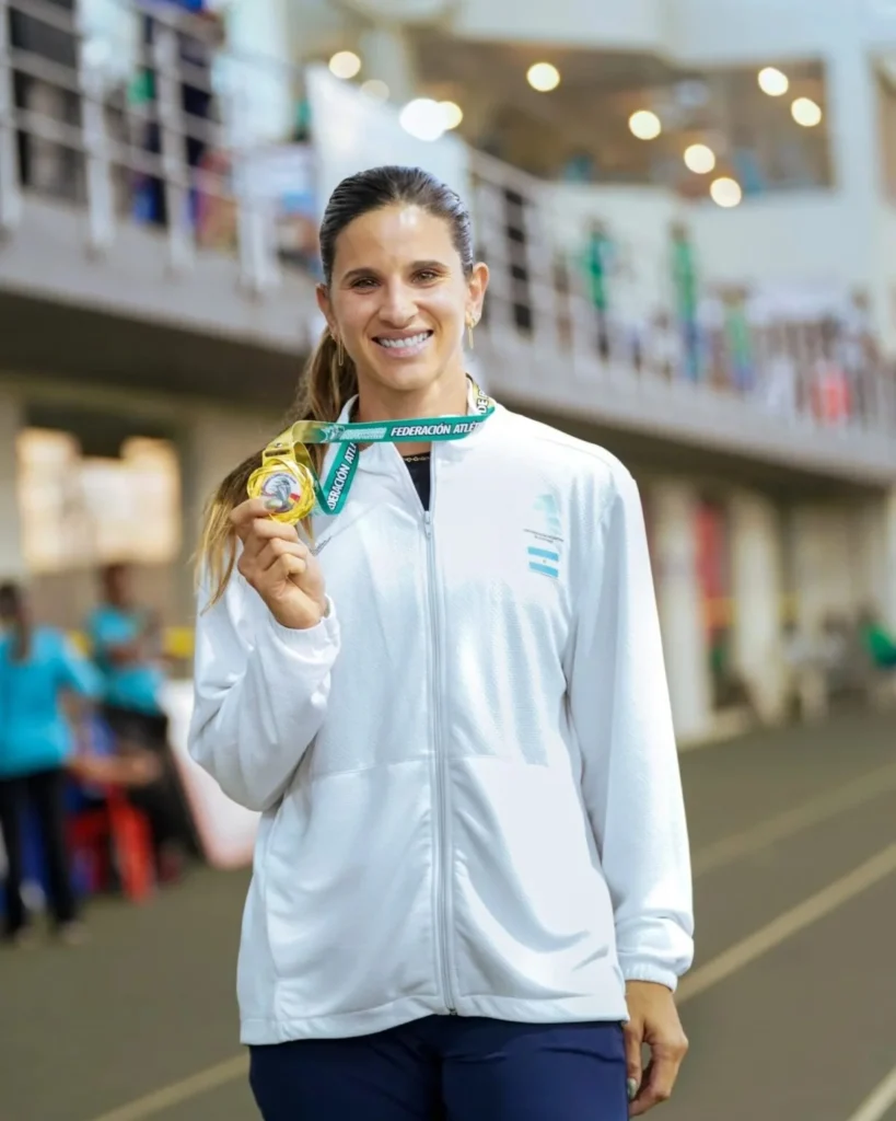 Atletismo: DESTACADAS PERFORMANCES DE FLORENCIA LAMBOGLIA, HELEN BERNARD STILLING Y ELIÁN LARREGINA