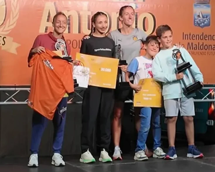 Atletismo: NÉLIDA PEÑAFLOR Y MARTÍN CUESTAS VENCIERON EN LA DOBLE SAN ANTONIO