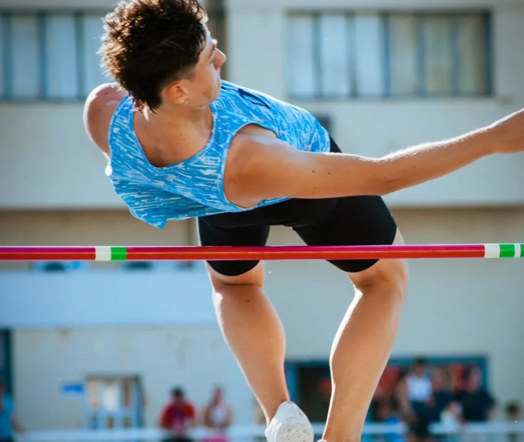 Atletismo: DESTACADAS ACTUACIONES EN TORNEO PISTA DE ROSARIO