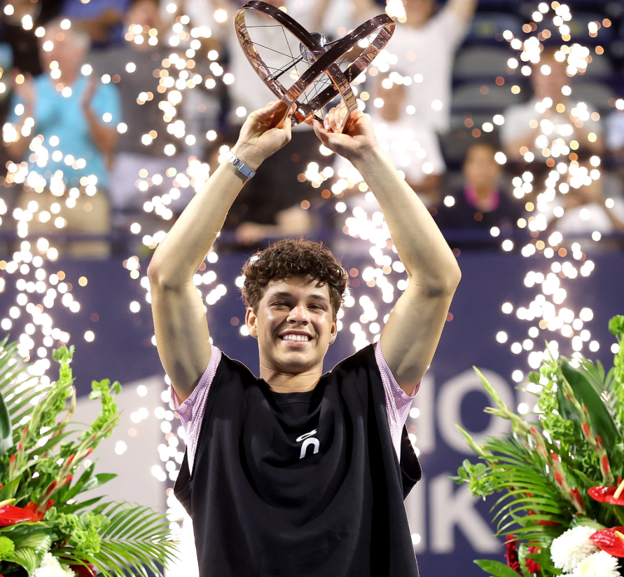 Tenis: CANADA DESLUMBRÓ CON SU TENIS RÁPIDO