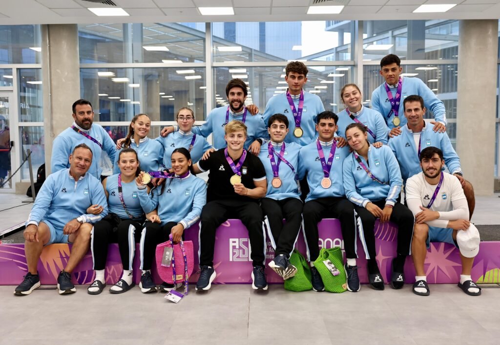 Juegos ASU 2025: CANOTAJE | VICENTE VERGAUVEN-BALTAZAR ITRIA Y AGUSTÍN SÁNCHEZ-PAULINA AMNERIS BARREIRO HUS GANARON SENDAS MEDALLAS DE ORO