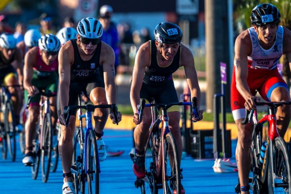 Juegos ASU 2025: TRIATLÓN | THOMAS CASTAÑEDA FUE EL MEJOR ATLETA NACIONAL EN LA GENERAL