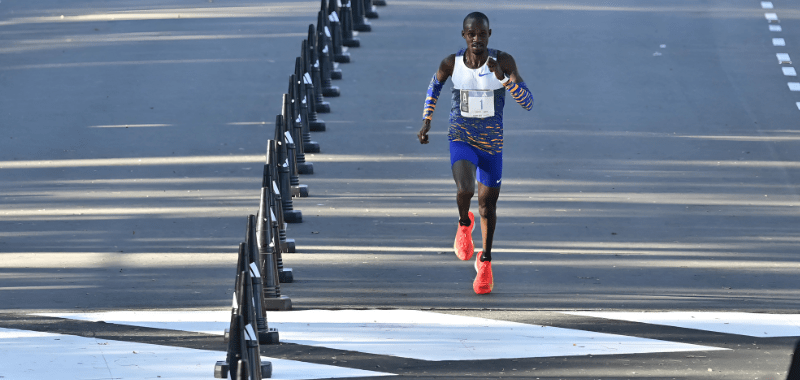 Atletismo: JACOB KIPLIMO Y VERÓNICA LOLEO GANARON EL MEDIO MARATÓN DE BUENOS AIRES; LAUREANO ROSA Y FLORENCIA BORELLI FUERON LOS MEJORES ATLETAS NACIONALES