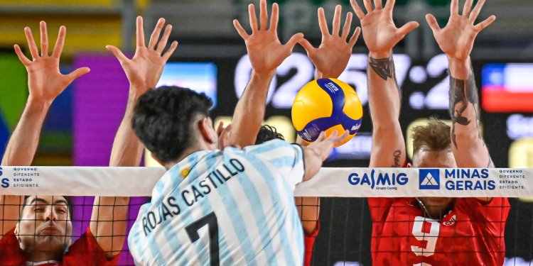 Voley masculino: LA SELECCIÓN ARGENTINA LE GANÓ A CHILE EN LA SEGUNDA PRESENTACIÓN DE LA COPA AMÉRICA