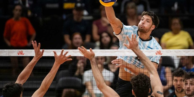 Voley masculino: VNL | EN EL ÚLTIMO PARTIDO DEL WEEK 1, ARGENTINA CAYÓ CON ITALIA