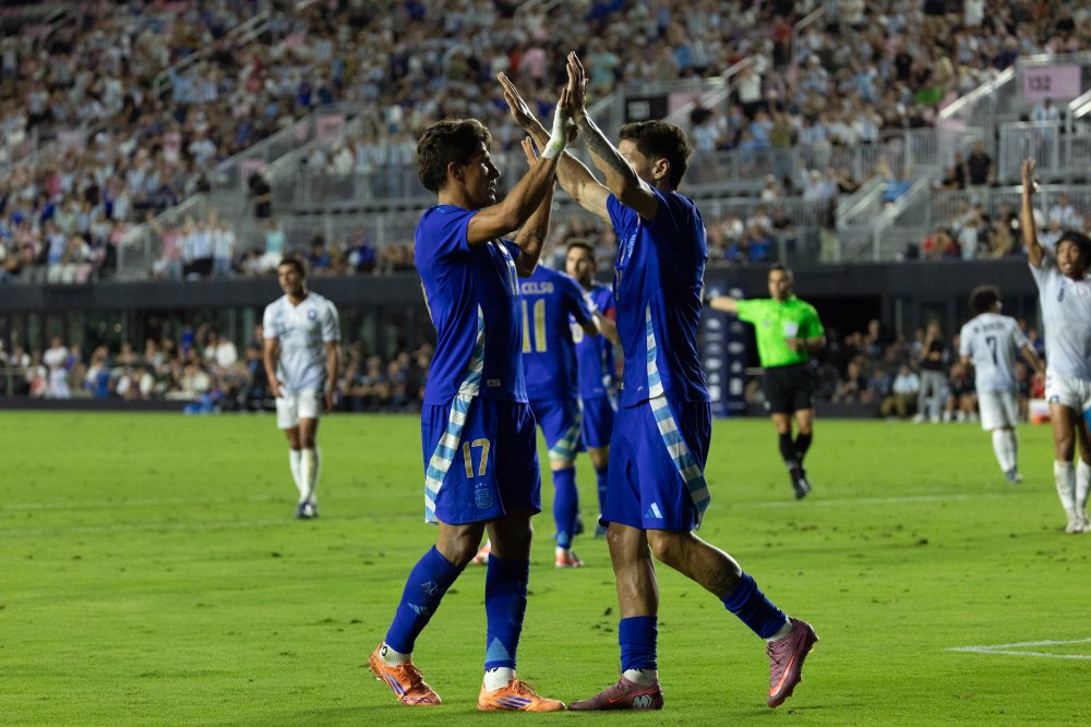 Fútbol masculino: LA SELECCIÓN ARGENTINA GOLEÓ A PUERTO RICO EN EL AMISTOSO JUGADO EN MIAMI