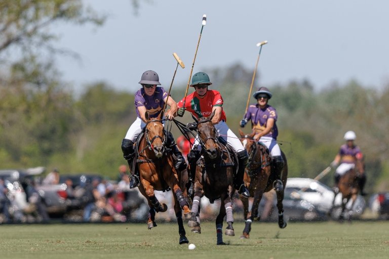 Polo masculino: ABIERTO DE HULINGHAM | TRIUNFOS DE LA IRENITA LA HACHE CLINOVA Y UAE POLO EN EL DEBUT