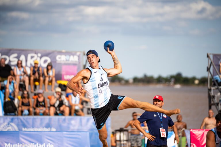 Beach Handball: DEBUT IDEAL DE AMBAS SELECCIONES EN EL INICIO DEL TORNEO SUR-CENTRO ROSARIO 2026