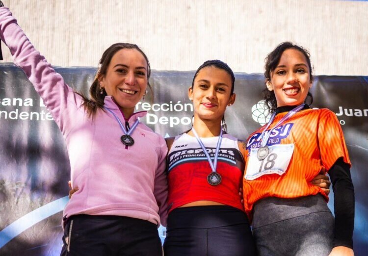 Atletismo: LORENA CUELLO E IGNACIO SÁNCHEZ GANARON LA CUARTA ETAPA DEL CIRCUITO CARRERAS 10 KM