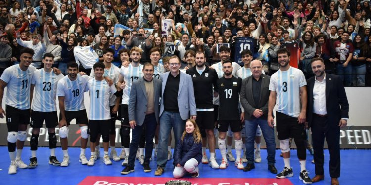 Voley masculino: LA SELECCIÓN ARGENTINA SE QUEDÓ CON LA COPA PREVENCIÓN SALUD EN BUENOS AIRES