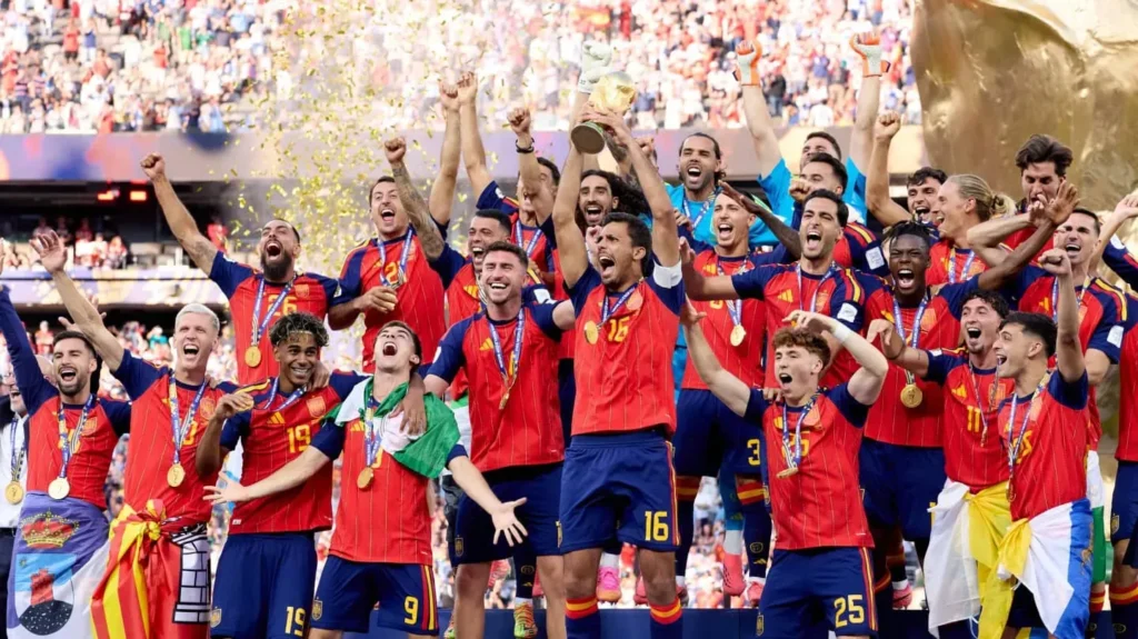 Fútbol masculino: COPA DEL MJNDO | RESUMEN DE LA FINAL Y TERCER PUESTO Y POSICIONES FINALES