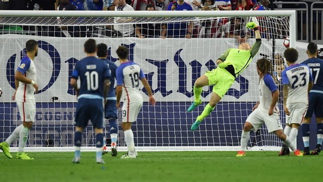 Estados-Unidos-vs-Argentina-Gol-tiro-libre-Messi_redimensionar