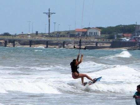 Sección "Conociendo a ... JULIA PORTANTIER", DEDICACIÓN Y TRABAJO EN EL KITESURF