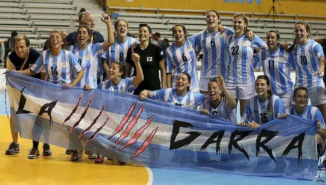 Handball Femenino: PRESENTACIÓN DE LAS JUGADORAS DE «LA GARRA»