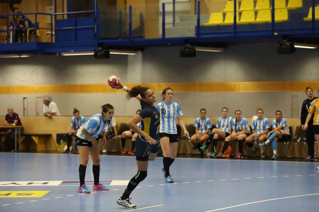 Handball femenino: AMISTOSO DE LA GARRA FRENTE A LA SELECCIÓN LOCAL EN RÍO