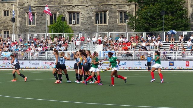 Hockey sobre césped: LAS LEONAS GOLEARON EN SU DEBUT PANAMERICANO