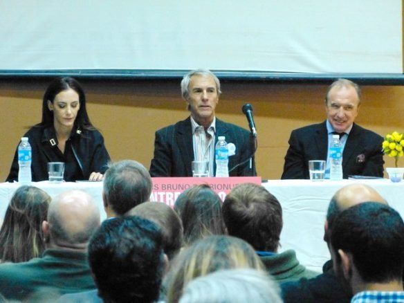 Eventos: SE PRESENTÓ EL LIBRO "ENTRENANDO SUEÑOS" DEL PROFESOR LUIS BRUNO BARRIONUEVO EN EL CENARD