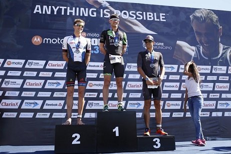 Atletismo: SANDERS Y CHUNA SE QUEDARON CON EL IROMAN 70.3 BUENOS AIRES